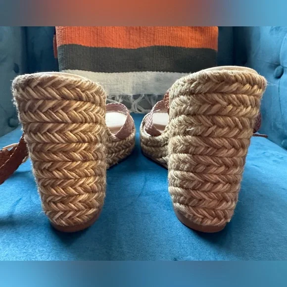 Stuart Weitzman Elsie Espadrilles • Size 8.5 • EUC - Picture 6 of 9